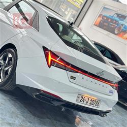 هیوندای ئەلەنترا